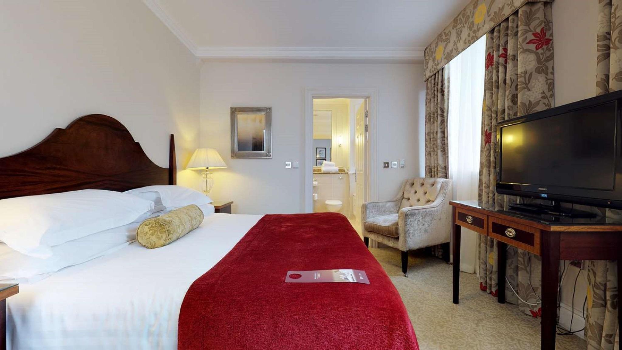 Macdonald Bath Spa Hotel Bagian luar foto